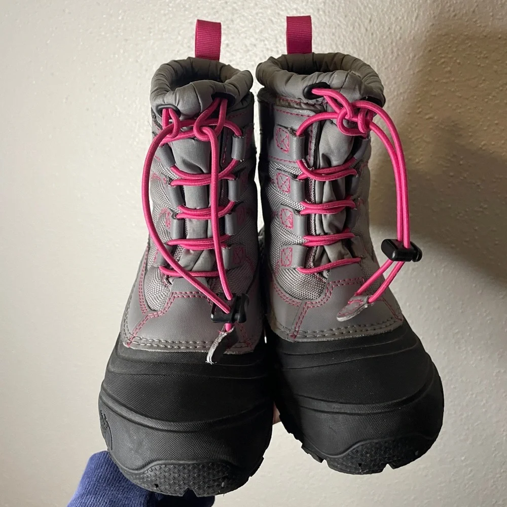 The North Face Alpenglow Waterproof IV Insulated Grey Pink Snow Boots Youth 13